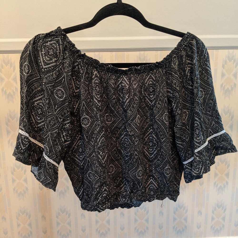 Forever 21 Off the Shoulder Crop